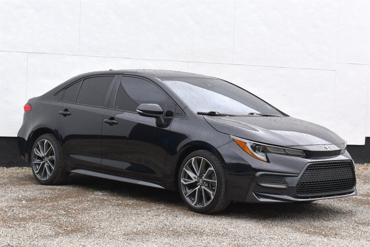 2021 Toyota Corolla SE  4dr Sedan CVT! 31 City MPG! 40 Hwy MPG! Sport Mode! Back Up Camera! Lane Assist! Collision Mitigation! Apple CarPlay! Android Auto! All Weather Mats! - Photo 1 - Portland, OR 97266