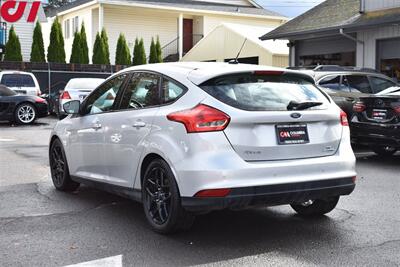 2016 Ford Focus SE  4dr Hatchback Back-Up Cam! Heated Leather Seats & Steering Wheel! Bluetooth! Remote keyless entry! - Photo 2 - Portland, OR 97266