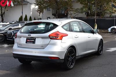 2016 Ford Focus SE  4dr Hatchback Back-Up Cam! Heated Leather Seats & Steering Wheel! Bluetooth! Remote keyless entry! - Photo 5 - Portland, OR 97266