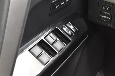 2018 Toyota RAV4 Limited AWD 4dr SUV! Back Up Camera! Lane Departure Alert! Blind Spot Monitor! Navigation! Bluetooth Connectivity! Eco & Sport Modes! Heated Leather Seats! Sunroof! - Photo 18 - Portland, OR 97266