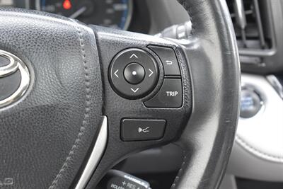 2018 Toyota RAV4 Limited AWD 4dr SUV! Back Up Camera! Lane Departure Alert! Blind Spot Monitor! Navigation! Bluetooth Connectivity! Eco & Sport Modes! Heated Leather Seats! Sunroof! - Photo 17 - Portland, OR 97266