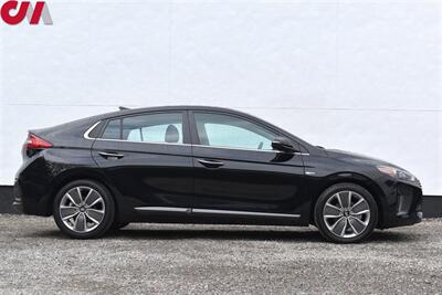 2019 Hyundai IONIQ Hybrid Limited  4dr Hatchback! 55 City Mpg! 54 Hwy Mpg!  + BY APPOINTMENT ONLY + Back Up Camera! Blind Spot Monitor! Lane Assist! Apple CarPlay! Android Auto! Heated Leather Seats! Sunroof! - Photo 6 - Portland, OR 97266