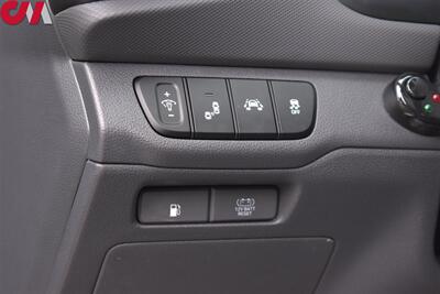 2019 Hyundai IONIQ Hybrid Limited  4dr Hatchback! 55 City Mpg! 54 Hwy Mpg!  + BY APPOINTMENT ONLY + Back Up Camera! Blind Spot Monitor! Lane Assist! Apple CarPlay! Android Auto! Heated Leather Seats! Sunroof! - Photo 17 - Portland, OR 97266