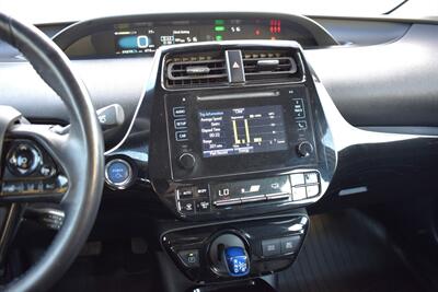 2019 Toyota Prius XLE AWD-e  4dr Hatchback! oyota Safety Sense! Adaptive Cruise Control! Lane Departure Alert w/ Steering Assist! Pre-Collision System w/ Pedestrian Detection! Blind Spot Monitor! - Photo 18 - Portland, OR 97266