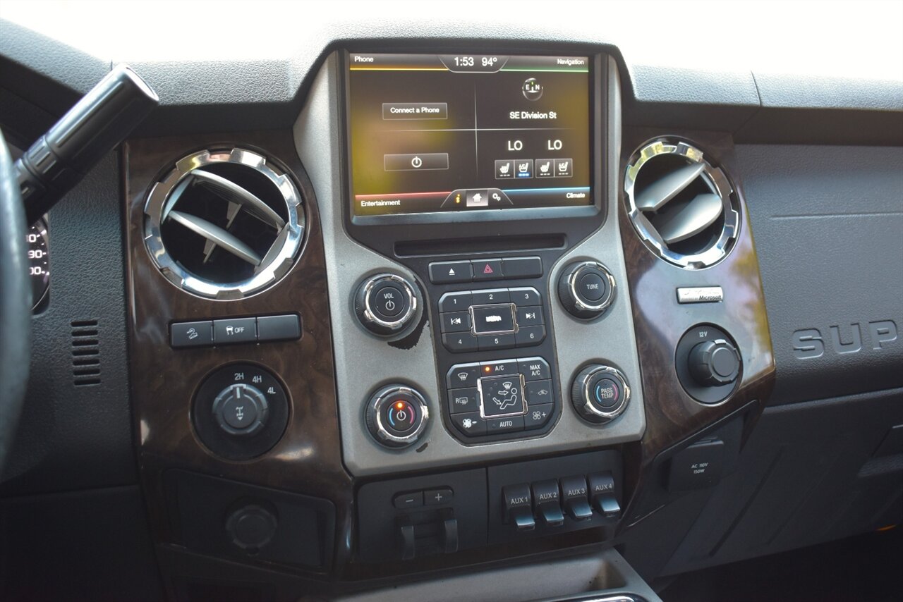 2013 Ford F-250 Super Duty Lariat 4X4 4dr Crew Cab 8 ft. Long Bed Pickup! Back Up Camera! Parking Assist! 2H, 4H & 4L Drive Modes! Tow Package! Running Boards! Heated & Ventilated Leather Seats! Bluetooth Connectivity! - Photo 20 - Portland, OR 97266