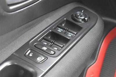 2016 Jeep Renegade Trailhawk Sport Utility  4dr SUV! Active Drive Low 4x4! Trail Rated! Selec-Terrain! Hill Descent Control! Stability Control! ABS Brakes! Backup Camera! Skid Plates! Tow Hooks! - Photo 16 - Portland, OR 97266