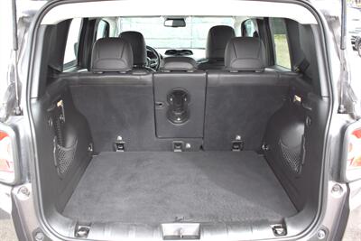 2016 Jeep Renegade Trailhawk Sport Utility  4dr SUV! Active Drive Low 4x4! Trail Rated! Selec-Terrain! Hill Descent Control! Stability Control! ABS Brakes! Backup Camera! Skid Plates! Tow Hooks! - Photo 29 - Portland, OR 97266