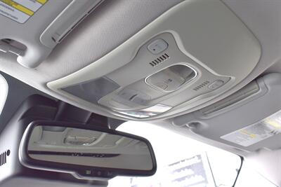 2016 Jeep Renegade Trailhawk Sport Utility  4dr SUV! Active Drive Low 4x4! Trail Rated! Selec-Terrain! Hill Descent Control! Stability Control! ABS Brakes! Backup Camera! Skid Plates! Tow Hooks! - Photo 19 - Portland, OR 97266