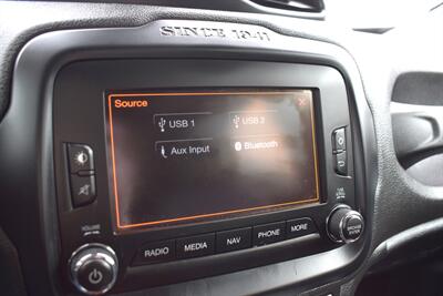 2016 Jeep Renegade Trailhawk Sport Utility  4dr SUV! Active Drive Low 4x4! Trail Rated! Selec-Terrain! Hill Descent Control! Stability Control! ABS Brakes! Backup Camera! Skid Plates! Tow Hooks! - Photo 24 - Portland, OR 97266