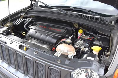 2016 Jeep Renegade Trailhawk Sport Utility  4dr SUV! Active Drive Low 4x4! Trail Rated! Selec-Terrain! Hill Descent Control! Stability Control! ABS Brakes! Backup Camera! Skid Plates! Tow Hooks! - Photo 30 - Portland, OR 97266