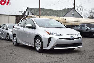 2022 Toyota Prius L Eco  4dr Hatchback 51 City MPG! 47 Hwy MPG! Toyota Safety Sense 2.0! EV, ECO, & POWER Modes! Back Up Camera! Bluetooth w/Voice Activation! - Photo 1 - Portland, OR 97266