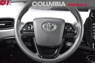 2022 Toyota Prius L Eco 4dr Hatchback 51 City MPG! 47 Hwy MPG! Toyota Safety Sense 2.0! EV, ECO, & POWER Modes! Back Up Camera! Bluetooth w/Voice Activation! - Photo 13 - Portland, OR 97266