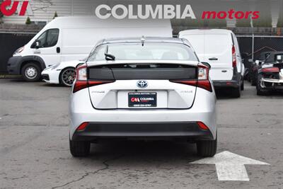 2022 Toyota Prius L Eco 4dr Hatchback 51 City MPG! 47 Hwy MPG! Toyota Safety Sense 2.0! EV, ECO, & POWER Modes! Back Up Camera! Bluetooth w/Voice Activation! - Photo 4 - Portland, OR 97266