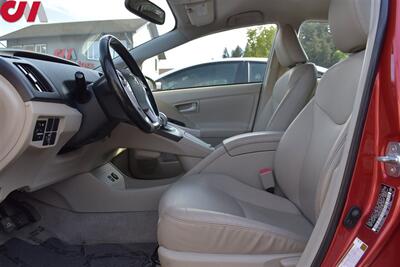 2011 Toyota Prius Four 4dr Hatchback 44 City MPG! 40 Hwy MPG! Bluetooth w/Voice Activation! EV, ECO, PWR Modes! Roof-Rack! JBL Speakers! Leather Heated Seats! Hitch Insert! - Photo 10 - Portland, OR 97266