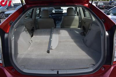 2011 Toyota Prius Four 4dr Hatchback 44 City MPG! 40 Hwy MPG! Bluetooth w/Voice Activation! EV, ECO, PWR Modes! Roof-Rack! JBL Speakers! Leather Heated Seats! Hitch Insert! - Photo 25 - Portland, OR 97266