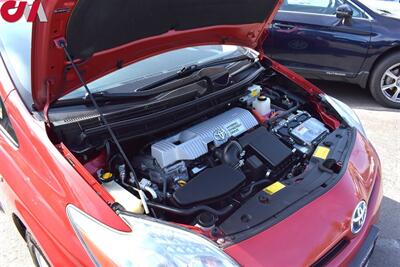 2011 Toyota Prius Four 4dr Hatchback 44 City MPG! 40 Hwy MPG! Bluetooth w/Voice Activation! EV, ECO, PWR Modes! Roof-Rack! JBL Speakers! Leather Heated Seats! Hitch Insert! - Photo 29 - Portland, OR 97266