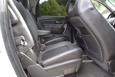 2015 GMC Acadia SLT-1 AWD 4dr SUV! 3rd Row Seats! Back Up Camera! Lane Assist! Collision Mitigation! Navigation! Bluetooth! Heated Leather Seats! Sunroof! Powered Liftgate! Roof-Rails! - Photo 31 - Portland, OR 97266
