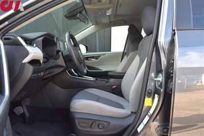 2019 Toyota RAV4 Hybrid XLE  AWD 4dr SUV**BY APPOINTMENT ONLY**Back-Up Camera! Adaptive Cruise Control! Bluetooth! EV/Eco/Sport/Normal/Trail Modes! Heated Seats! Sunroof! Power Liftgate! - Photo 10 - Portland, OR 97266