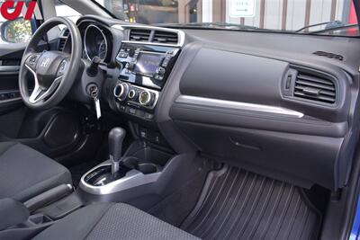 2018 Honda Fit LX 4dr Hatchback CVT! Rear View Camera! Bluetooth w/ Steering Wheel Controls! Econ Mode! Cruise Control! - Photo 11 - Portland, OR 97266