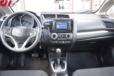 2018 Honda Fit LX  4dr Hatchback CVT! Rear View Camera! Bluetooth w/ Steering Wheel Controls! Econ Mode! Cruise Control! - Photo 12 - Portland, OR 97266