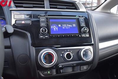 2018 Honda Fit LX  4dr Hatchback CVT! Rear View Camera! Bluetooth w/ Steering Wheel Controls! Econ Mode! Cruise Control! - Photo 17 - Portland, OR 97266
