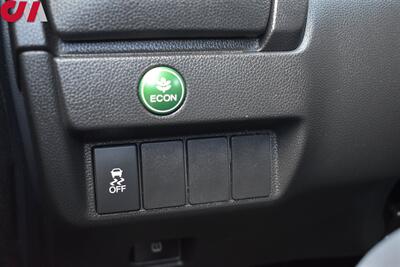 2018 Honda Fit LX  4dr Hatchback CVT! Rear View Camera! Bluetooth w/ Steering Wheel Controls! Econ Mode! Cruise Control! - Photo 13 - Portland, OR 97266