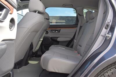 2017 Honda CR-V EX-L w/Navi AWD! Honda Sensing! Adaptive Cruise Control! Blind Spot Monitoring! Heated Leather Seats! Navigation! Power Liftgate! Backup Camera! Sunroof! - Photo 29 - Portland, OR 97266