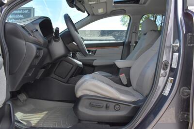 2017 Honda CR-V EX-L w/Navi AWD! Honda Sensing! Adaptive Cruise Control! Blind Spot Monitoring! Heated Leather Seats! Navigation! Power Liftgate! Backup Camera! Sunroof! - Photo 10 - Portland, OR 97266