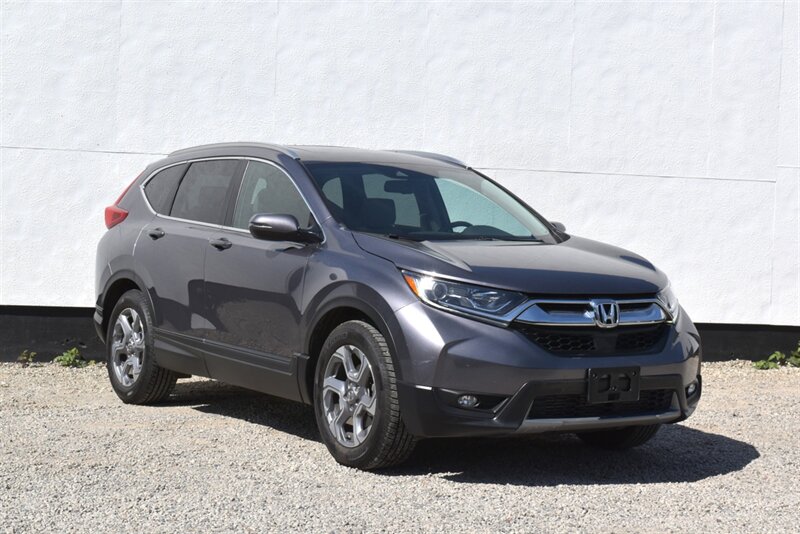 2017 Honda CR-V EX-L w/Navi  AWD! Honda Sensing! Adaptive Cruise Control! Blind Spot Monitoring! Heated Leather Seats! Navigation! Power Liftgate! Backup Camera! Sunroof!