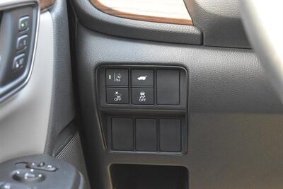 2017 Honda CR-V EX-L w/Navi AWD! Honda Sensing! Adaptive Cruise Control! Blind Spot Monitoring! Heated Leather Seats! Navigation! Power Liftgate! Backup Camera! Sunroof! - Photo 19 - Portland, OR 97266