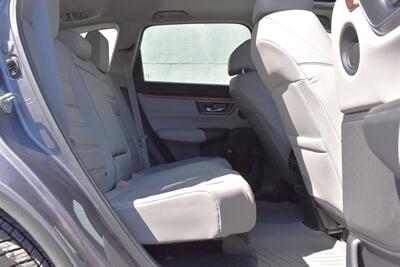 2017 Honda CR-V EX-L w/Navi AWD! Honda Sensing! Adaptive Cruise Control! Blind Spot Monitoring! Heated Leather Seats! Navigation! Power Liftgate! Backup Camera! Sunroof! - Photo 30 - Portland, OR 97266