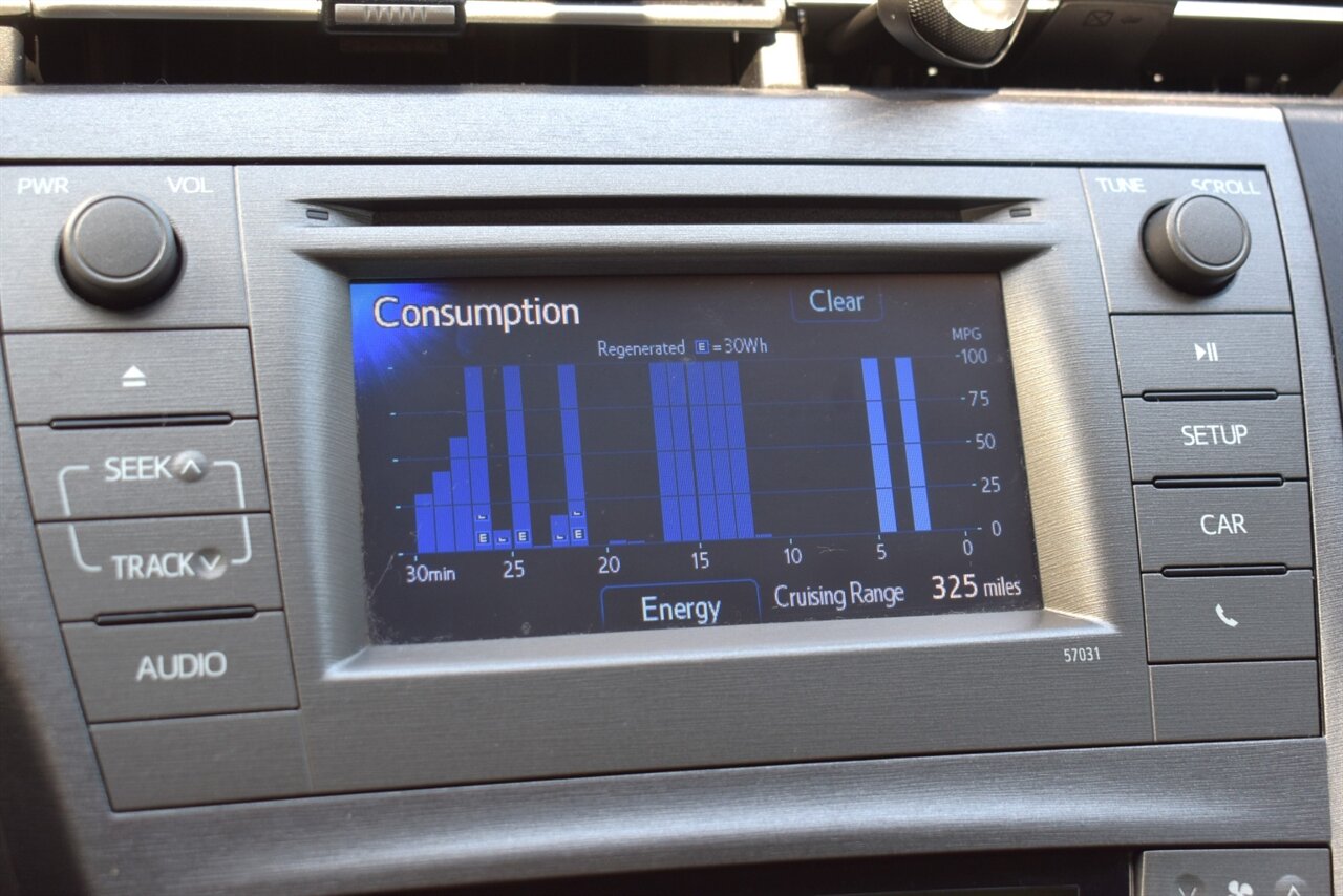 2013 Toyota Prius Two 4dr Hatchback! 51 City MPG! 48 Hwy MPG! EV/ECO/PWR Modes! Back Up Camera! Brake Assist & Smart Stop Technology! Bluetooth! Heated Leather Seats! - Photo 22 - Portland, OR 97266