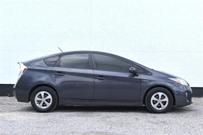 2013 Toyota Prius Two 4dr Hatchback! 51 City MPG! 48 Hwy MPG! EV/ECO/PWR Modes! Back Up Camera! Brake Assist & Smart Stop Technology! Bluetooth! Heated Leather Seats! - Photo 6 - Portland, OR 97266