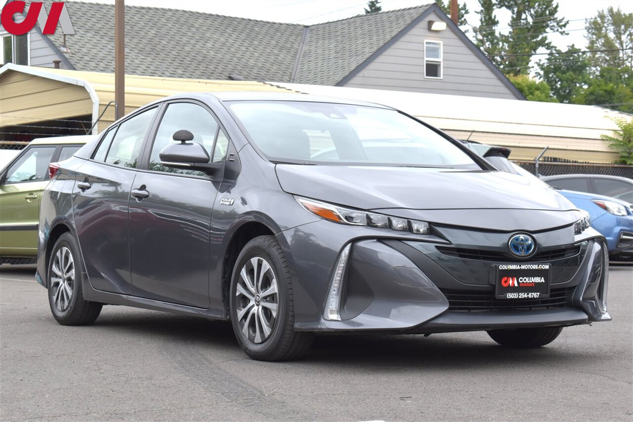 2022 Toyota Prius Prime XLE 4dr Hatchback**BY APPOINTMENT ONLY**55 City MPG! 53 Hwy MPG! Toyota Safety Sense 2.0! Back Up Camera! Navigation! Apple CarPlay! Android Auto! EV, EV Auto, HV Modes! Heated Leather Seats! - Photo 1 - Portland, OR 97266