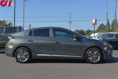 2022 Hyundai IONIQ Plug-in Hybrid Limited 4dr Hatchback**BY APPOINTMENT ONLY**Blind Spot Monitor! Parking Assist! Back-up Cam! 52MPG City! 51MPG Hwy! Apple CarPlay! Android Auto! Heated Leather Seats! Trunk Cargo Cover! - Photo 6 - Portland, OR 97266