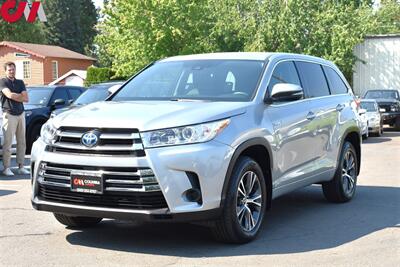 2017 Toyota Highlander Hybrid LE  AWD 4dr SUV 3rd-Row Seats! Toyota Safety Sense P Driver Assist Tech! EV & Eco Modes! Back Up Cam! Bluetooth w/Voice Activation! - Photo 8 - Portland, OR 97266