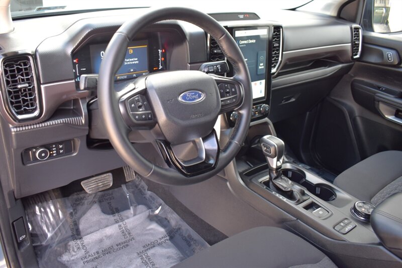 2025 Ford Ranger XLT 4X4 4dr SuperCrew 5.0 ft. SB! Back Up Cam! Blind Spot Monitor! Lane Assist! Park Assist! Pre-Collision Assist! Apple CarPlay! Android Auto! Select Drive Modes! Tow Pkg! - Photo 3 - Portland, OR 97266