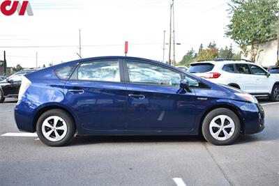 2013 Toyota Prius Four  One 4dr Hatchback! **APPOINTMENT ONLY** Comb 50MPG! Very Economical! Front Heated Leather Seats! Back-up Cam! Bluetooth Technology! - Photo 6 - Portland, OR 97266