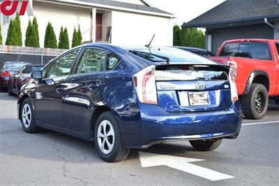 2013 Toyota Prius Four  One 4dr Hatchback! **APPOINTMENT ONLY** Comb 50MPG! Very Economical! Front Heated Leather Seats! Back-up Cam! Bluetooth Technology! - Photo 2 - Portland, OR 97266