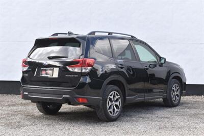 2020 Subaru Forester Premium Sport Utility AWD 4dr Crossover!**APPOINTMENT ONLY**X-Mode! EyeSight Assist Tech! Adaptive Cruise Control! Lane Keep Assist! Lane Departure Warning! Pre-Collision Braking! Backup Camera! Panoramic Moonroof! - Photo 8 - Portland, OR 97266