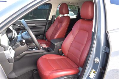 2024 Mazda CX-5 2.5 S Preferred  AWD 4dr SUV! Back Up Camera! Collision Mitigation! Lane Keep Assist! Cruise Control! Drive Mode Select! Power Sunroof! Bluetooth! Apple CarPlay! Android Auto! - Photo 11 - Portland, OR 97266