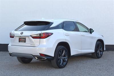 2022 Lexus RX RX 350 Sport Utility 4D  AWD Suv! Lexus Safety System! Adaptive Cruise Control! Blind Spot Monitoring! Apple CarPlay & Android Auto! Navi! Power Liftgate! Backup Camera! Heated & Ventilated Seats! - Photo 5 - Portland, OR 97266