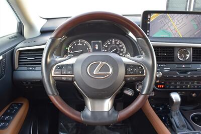 2022 Lexus RX RX 350 Sport Utility 4D  AWD Suv! Lexus Safety System! Adaptive Cruise Control! Blind Spot Monitoring! Apple CarPlay & Android Auto! Navi! Power Liftgate! Backup Camera! Heated & Ventilated Seats! - Photo 15 - Portland, OR 97266