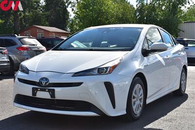 2019 Toyota Prius LE  4dr Hatchback! 54 City MPG! 50 Hwy MPG!  Eco & Power Modes! Lane Assist! Park Assist! Back up Camera! Bluetooth w/Voice Activation! - Photo 4 - Portland, OR 97266