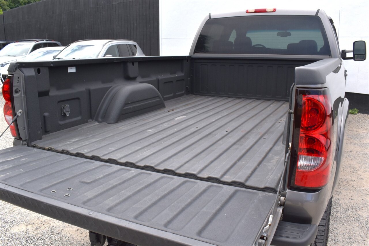 2006 Chevrolet Silverado 2500 LT3 4dr Crew Cab 4WD Long Bed! 2HI/4HI & 4LO! Tow Package w/Brake Controller! Heavy Duty Suspension Package! Heated Leather Seats! All Weather Mats! Running Boards! - Photo 28 - Portland, OR 97266