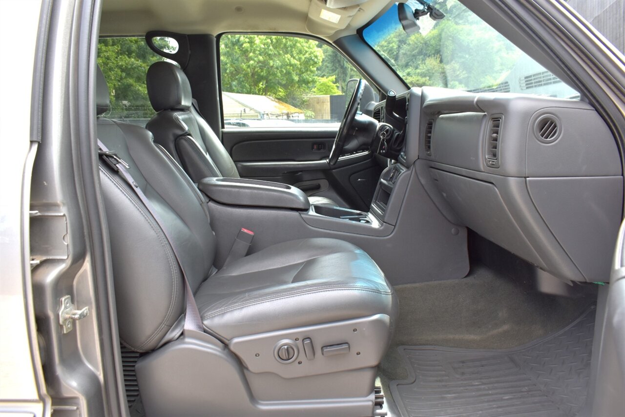 2006 Chevrolet Silverado 2500 LT3 4dr Crew Cab 4WD Long Bed! 2HI/4HI & 4LO! Tow Package w/Brake Controller! Heavy Duty Suspension Package! Heated Leather Seats! All Weather Mats! Running Boards! - Photo 27 - Portland, OR 97266
