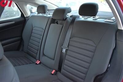 2017 Ford Fusion SE  4dr Sedan! Back Up Camera! Bluetooth/USB! Push Start! Brake Assist & Hill Hold Control! Cruise Control! - Photo 20 - Portland, OR 97266