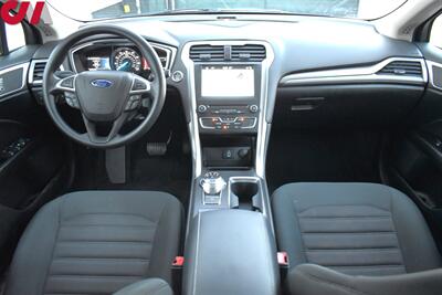 2017 Ford Fusion SE  4dr Sedan! Back Up Camera! Bluetooth/USB! Push Start! Brake Assist & Hill Hold Control! Cruise Control! - Photo 12 - Portland, OR 97266