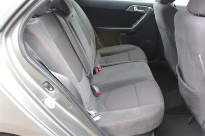 2012 Kia Forte5 SX   - Photo 16 - Salem, OR 97317