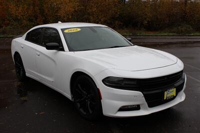 2016 Dodge Charger SXT  